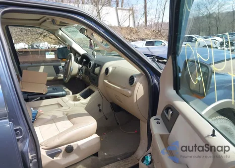 2004 Ford Expedition Eddie Bauer из США, поврежденный, VIN 1FMFU18L64LA35564